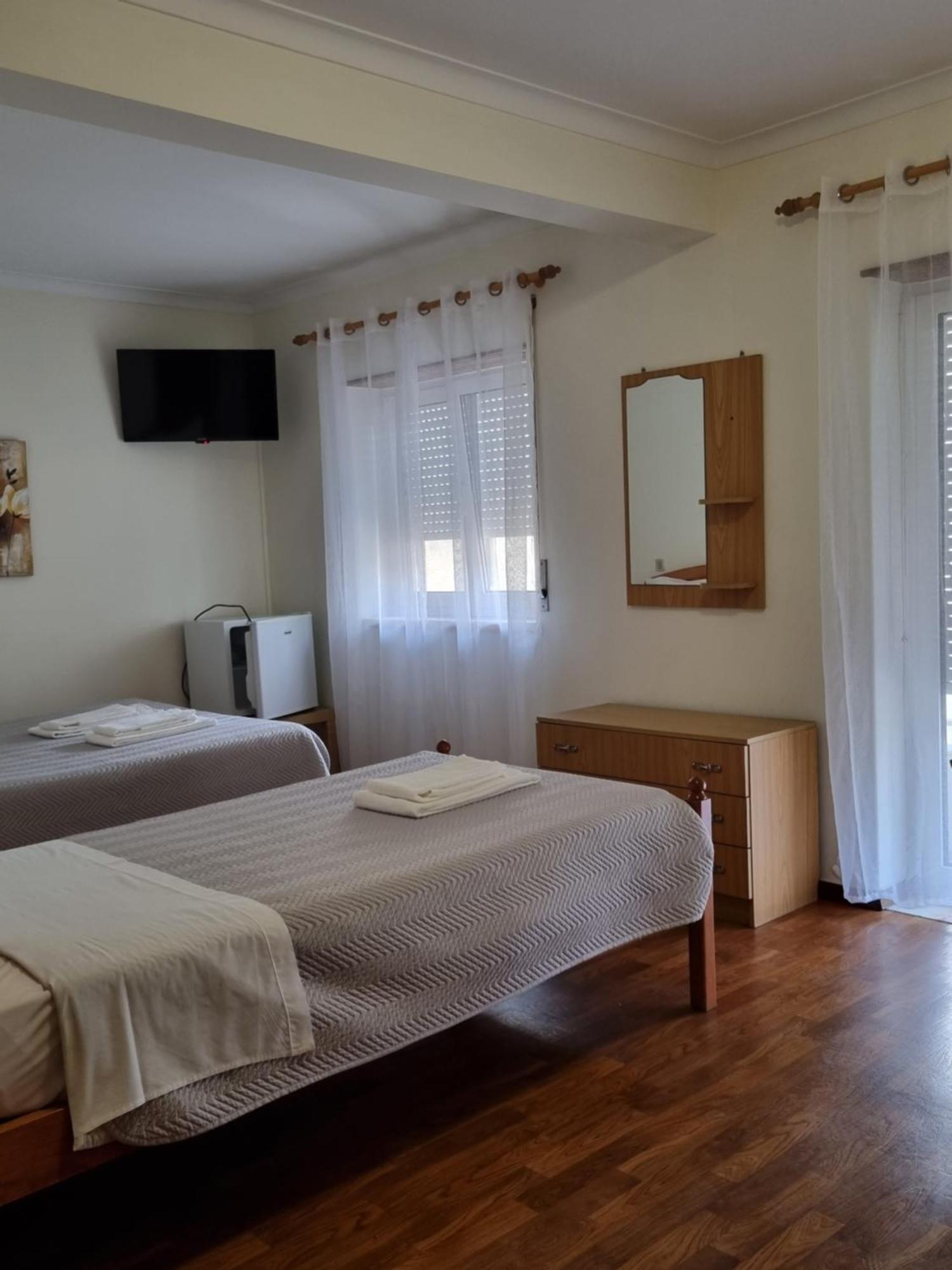 Residencia Salva-Vidas Bed & Breakfast Nazaré Rom bilde